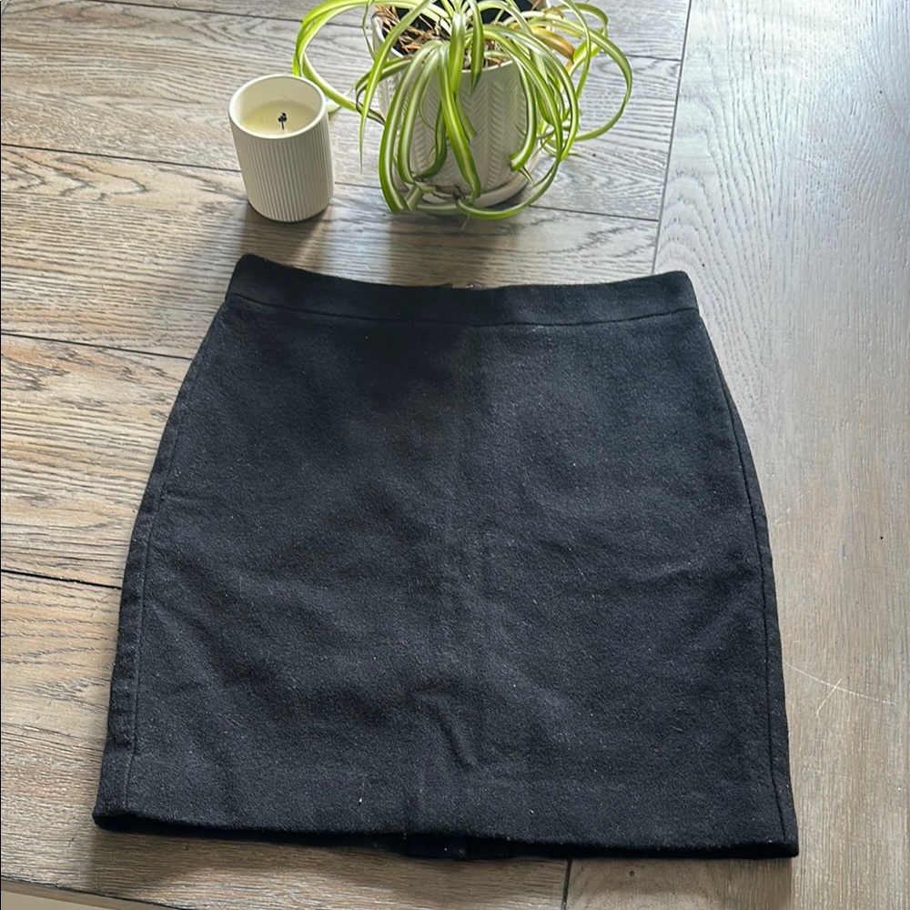 J Crew, Classic Black Wool Women's Pencil Skirt, 6P